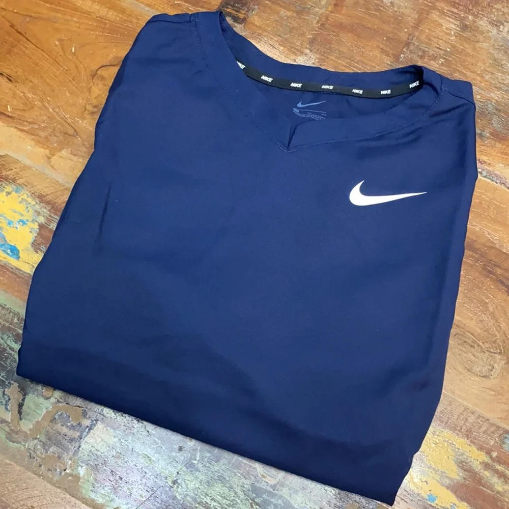 NWT Youth Nike Shirt
